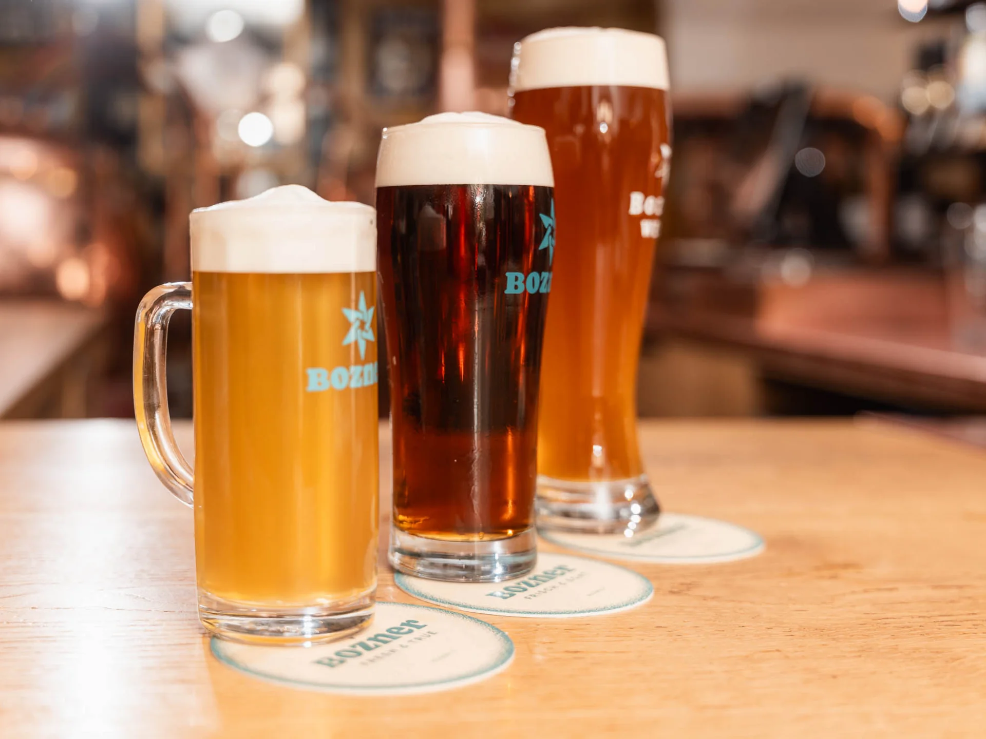 Wirtshaus, Bier, Brot, Wasser und Eck: Das ist das Bozner. Wirtshaus, Bier, Brot, Wasser und Eck: Das ist das Bozner.